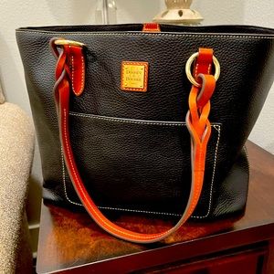 Dooney & Bourke Pebble leather Tammy Tote. Clean in & out. SMOKE FREE.Beautiful!